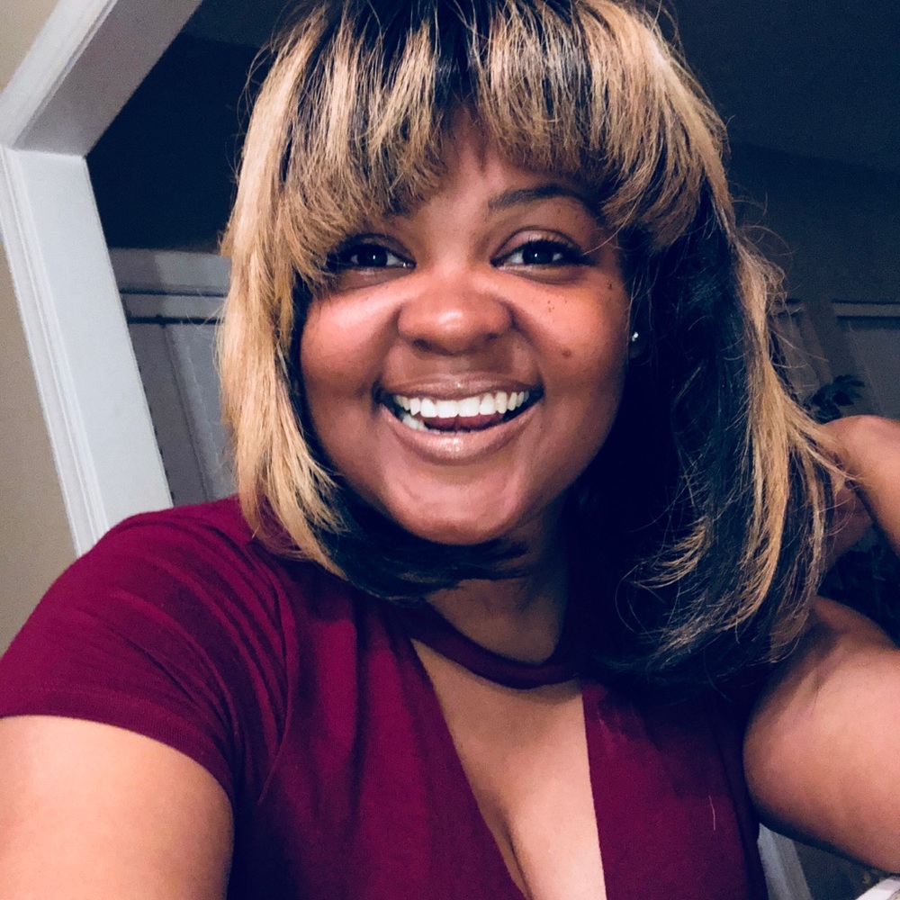 Meet your Posher, Donica
